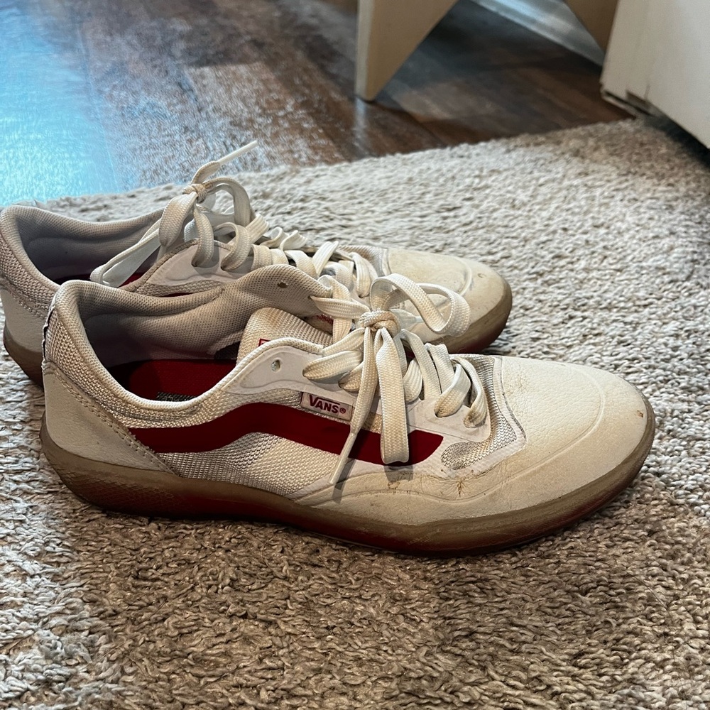 Vans White and Red Ave Pro
